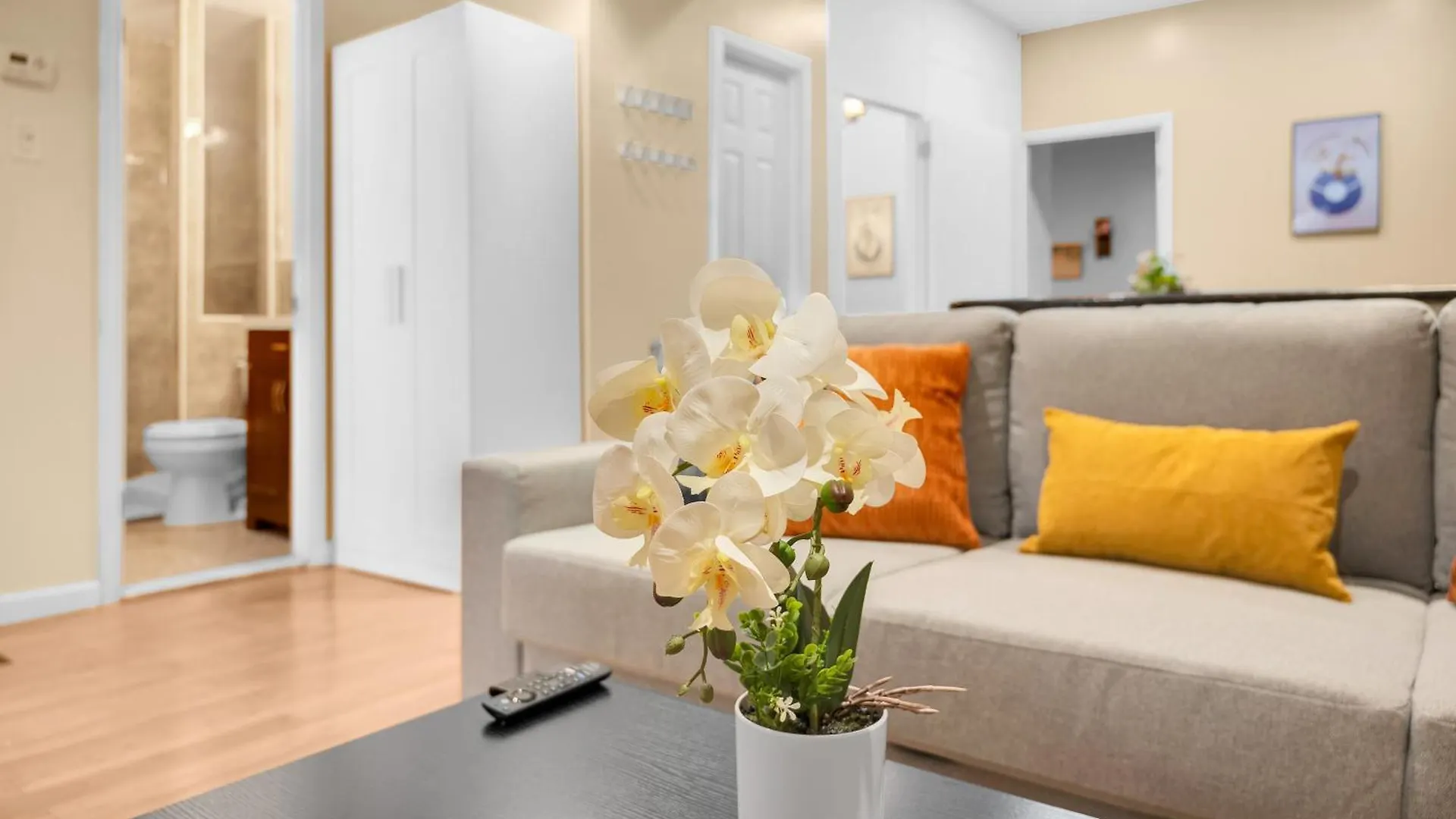 Gorgeous 4 Bedroom 2 Bathroom Nyc Apartment New York 0*,  United States